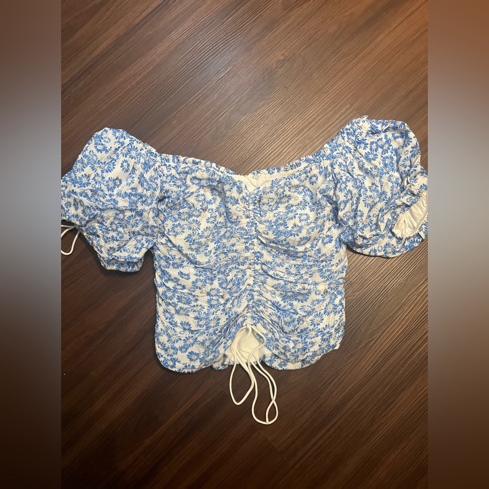 Skylar Madison Floral Crop Top | White, Blue, and Orange | Medium
